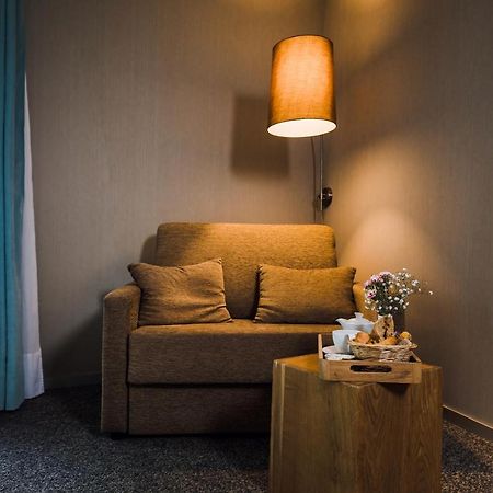 Alysson Hotel Oloron-Sainte-Marie Εξωτερικό φωτογραφία