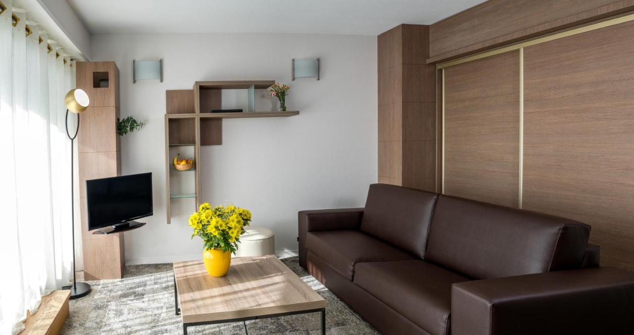 Alysson Hotel Oloron-Sainte-Marie Εξωτερικό φωτογραφία