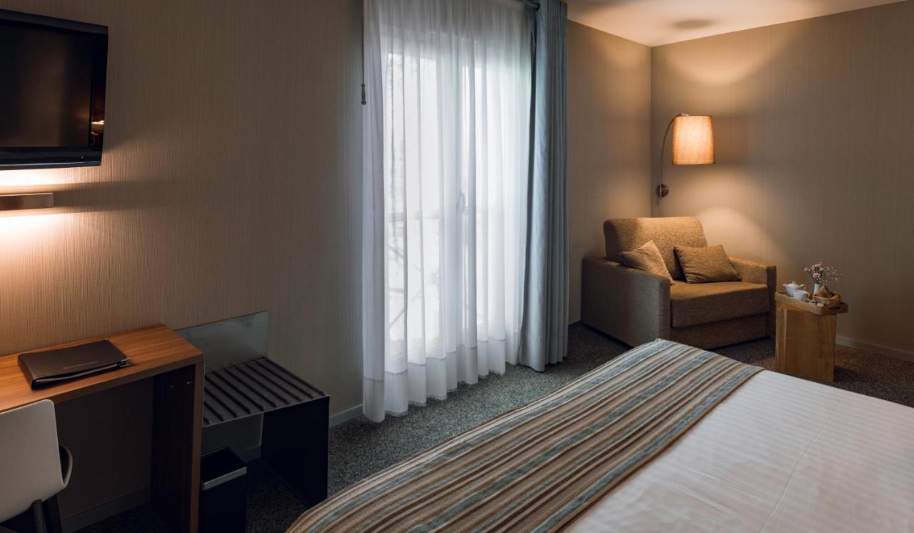 Alysson Hotel Oloron-Sainte-Marie Εξωτερικό φωτογραφία