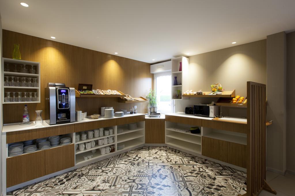 Alysson Hotel Oloron-Sainte-Marie Εξωτερικό φωτογραφία